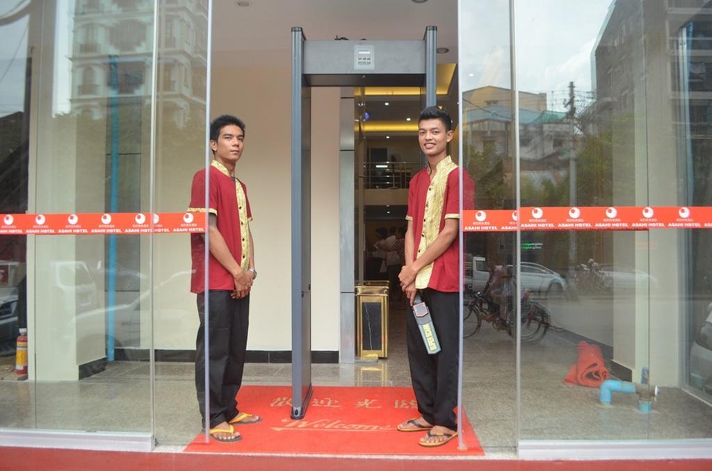 Good Luck Hotel ヤンゴン エクステリア 写真