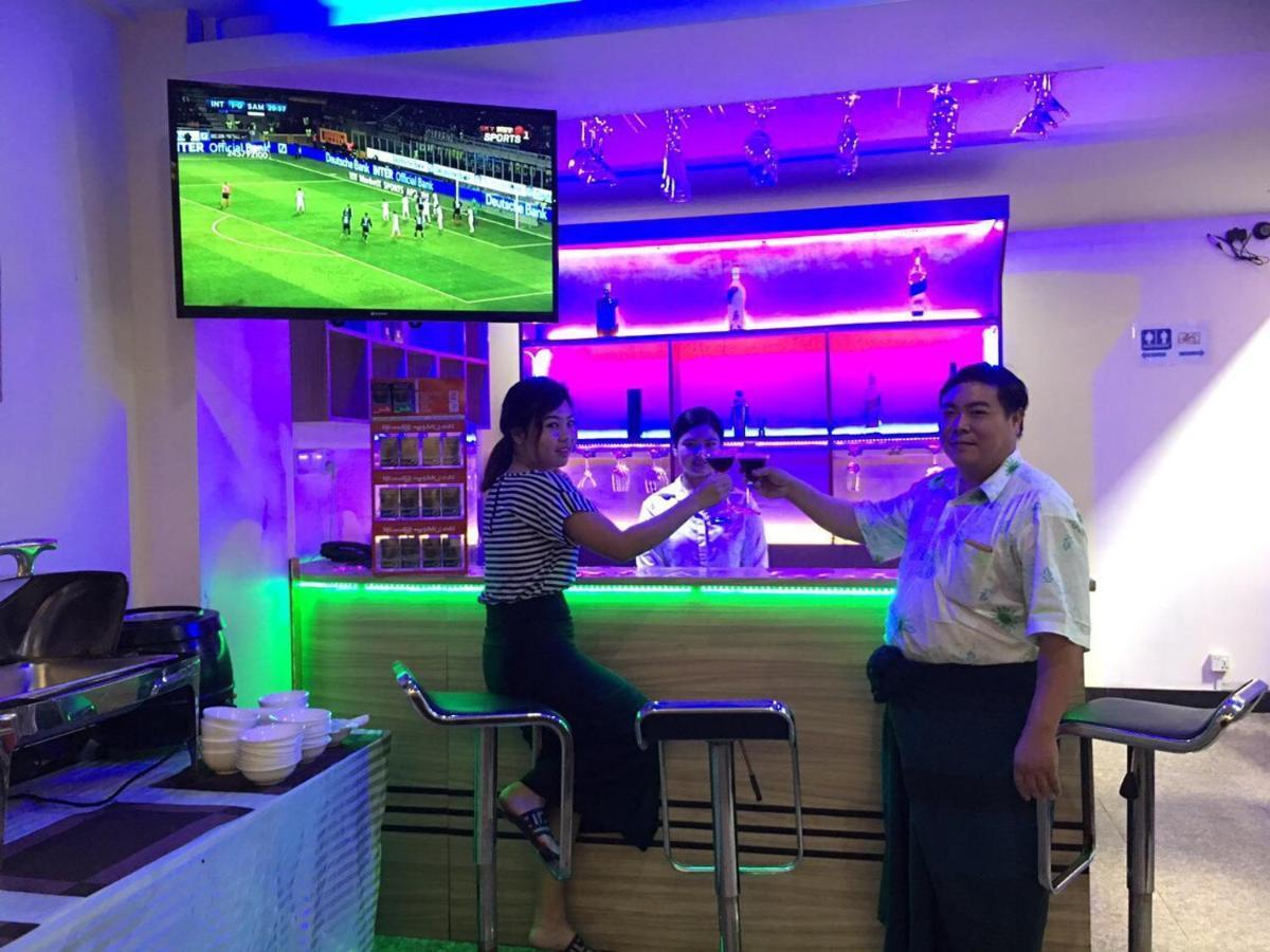 Good Luck Hotel ヤンゴン エクステリア 写真